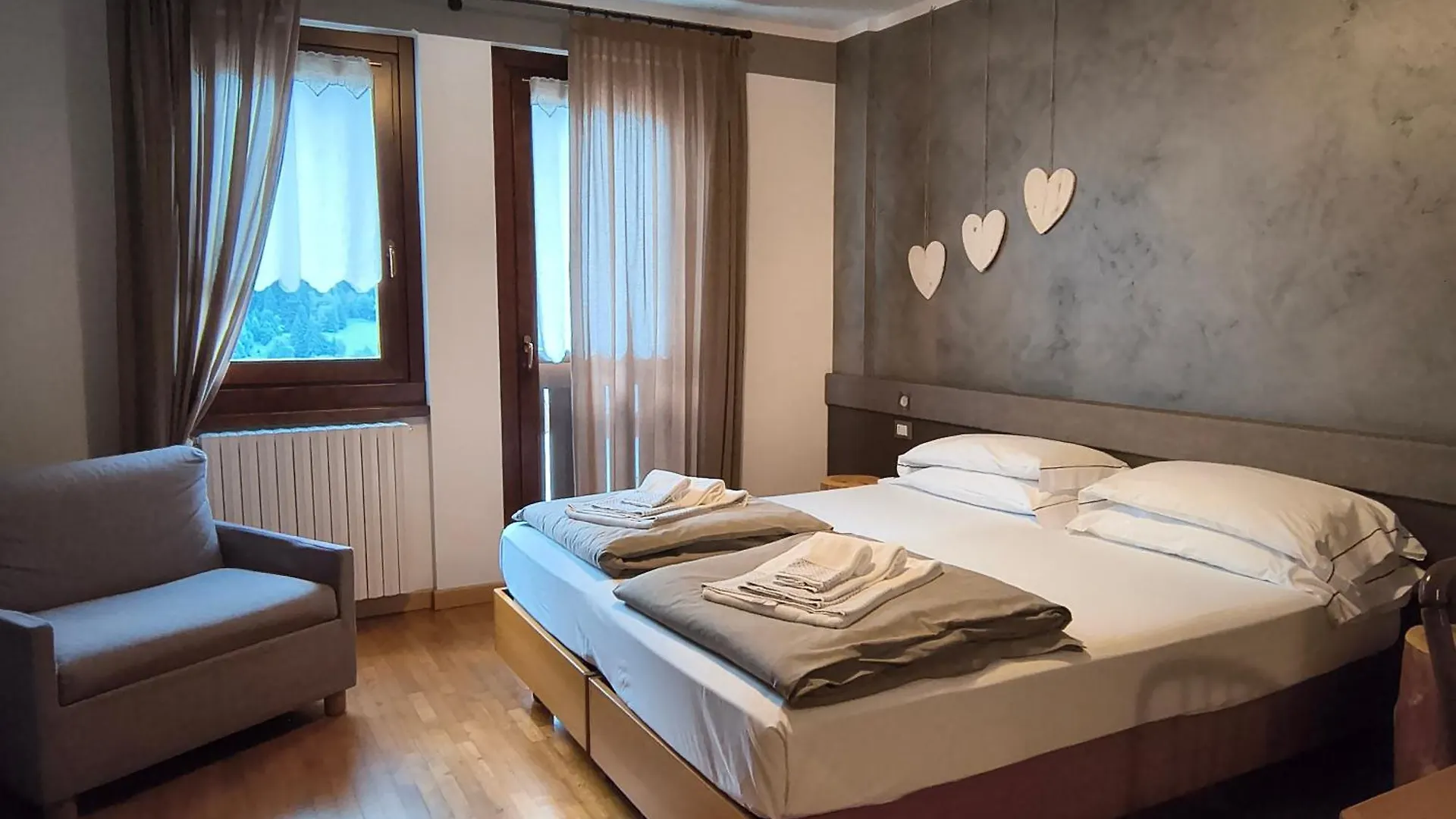 Hotel Sorriso Ponte di Legno 4*,  Olaszország
